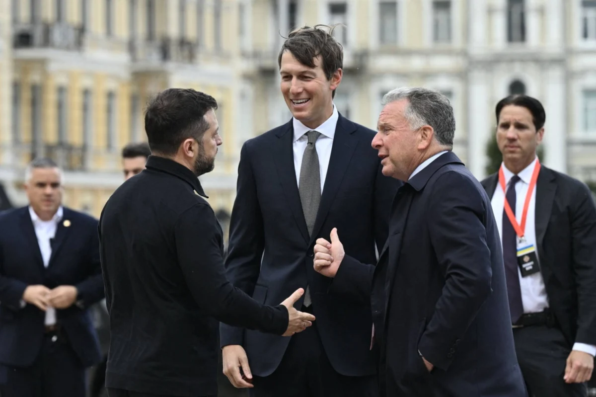 Diplomatic High Stakes: Trump Envoys Kushner and Witkoff Arrive in Kyiv for Peace Negotiations