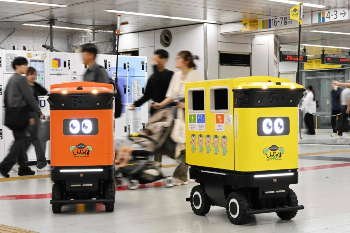 The Future of Station Sanitation: Tokyo’s Shinjuku Station Deploys Robotic Waste Collectors