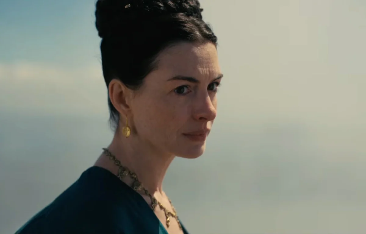 The Race for Gold: Anne Hathaway, Penélope Cruz, and the Shifting Landscape of the 2027 Best Supporting Actress Oscar Race